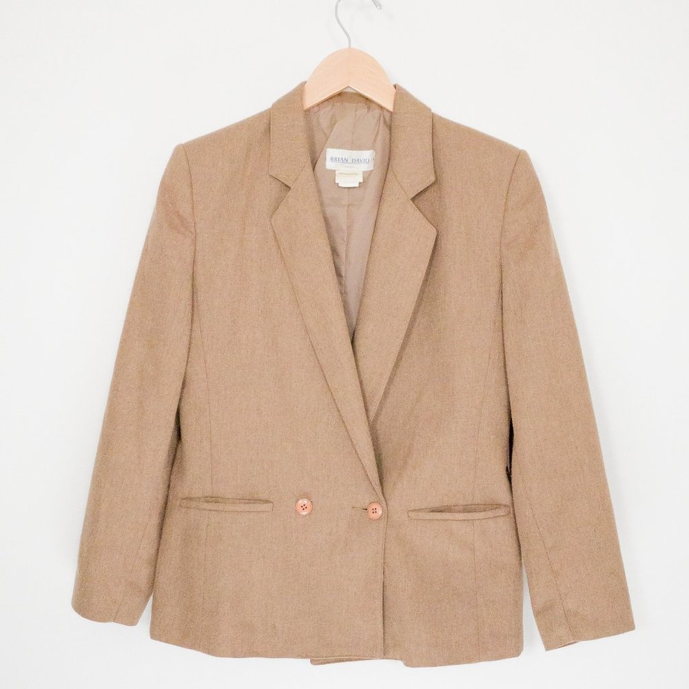 VINTAGE Latte Brown Blazer w/ Caramel Buttons